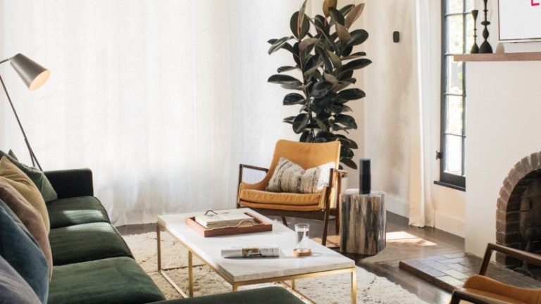 Amazon, Google, Apple: Potential Obstacles for the Smart Home?