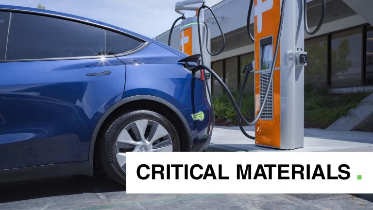 每周美国新增1000个电动汽车充电桩