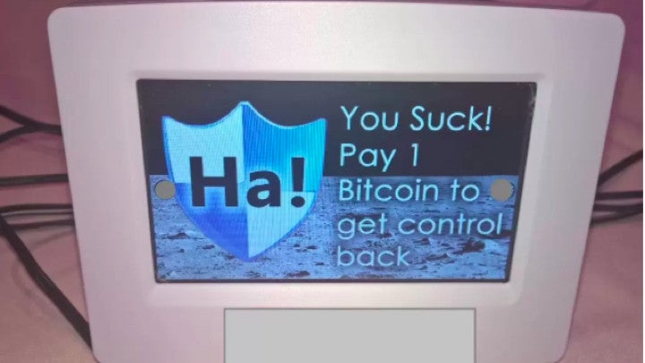 您的智能家庭易受攻击，但并非完全是您的错